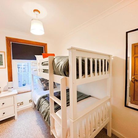 3 Bedroom Home Close To Town Centre With Wifi & Garden Royal Tunbridge Wells Exterior photo