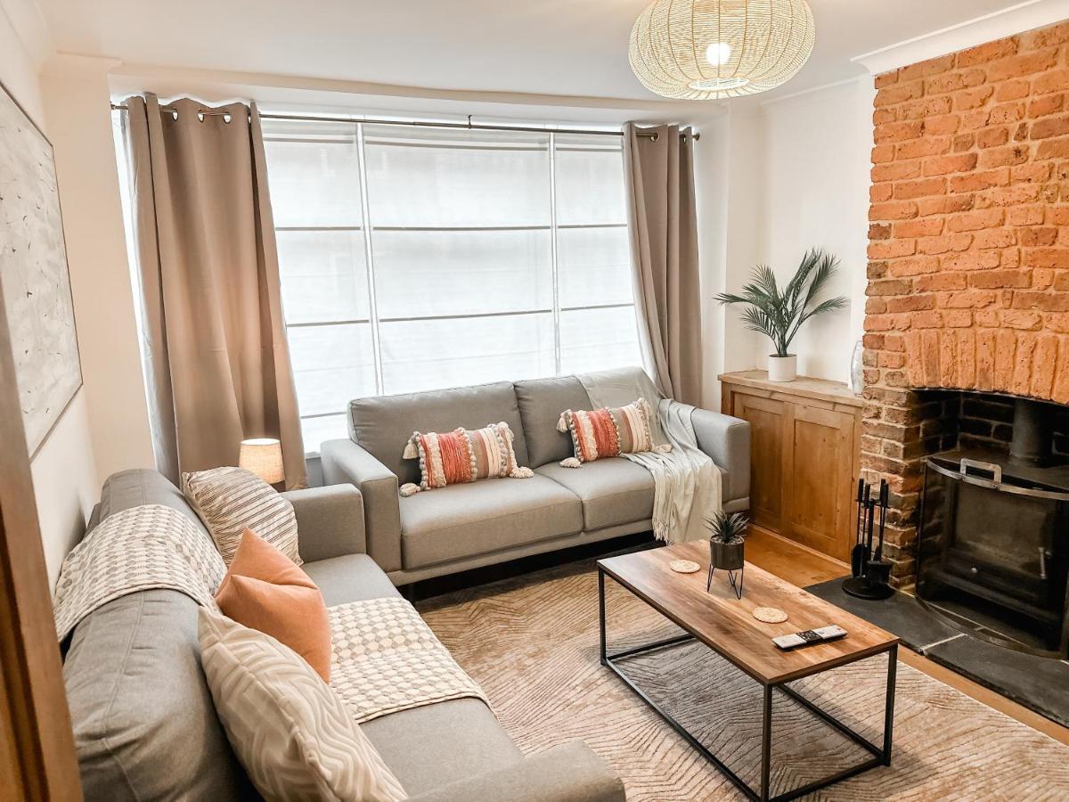 3 Bedroom Home Close To Town Centre With Wifi & Garden Royal Tunbridge Wells Exterior photo